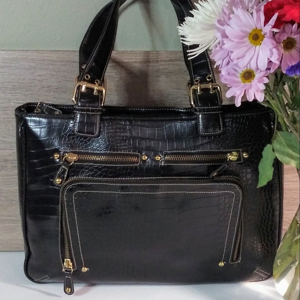 Black Liz Claiborne Handbag